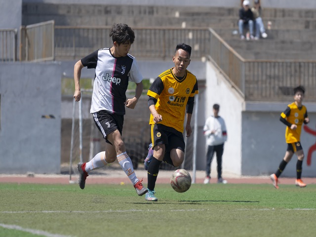 【竞技体育】顽强拼搏 踢出风采