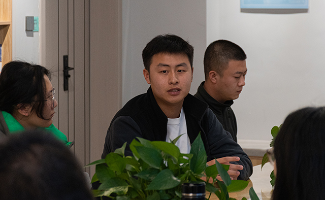 【期中座谈】倾听学生心声 助力学生成长——艺术传媒学院召开2023-2024学年第一学期期中座谈会