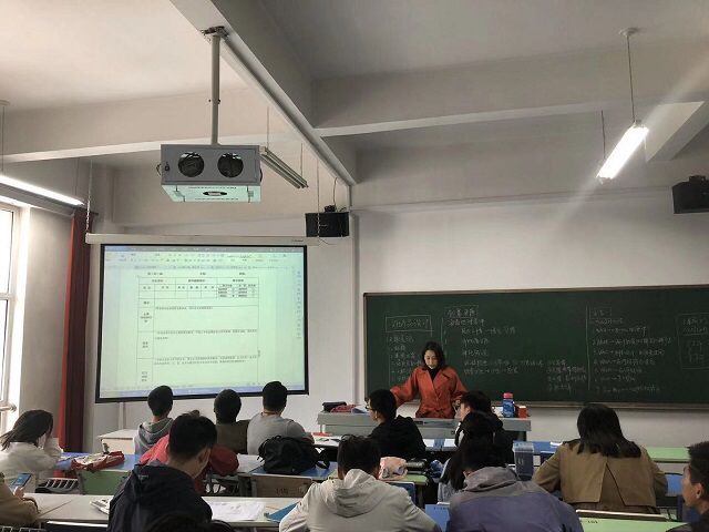 【学业导师】增学养 强基础——记产品与服装教研室本学期学业导师见面会