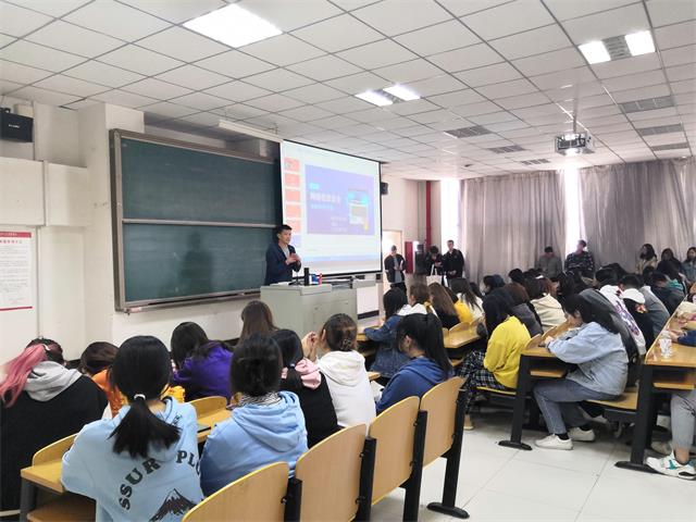 【辅导员说完满】学史明理 正确把握时代方向