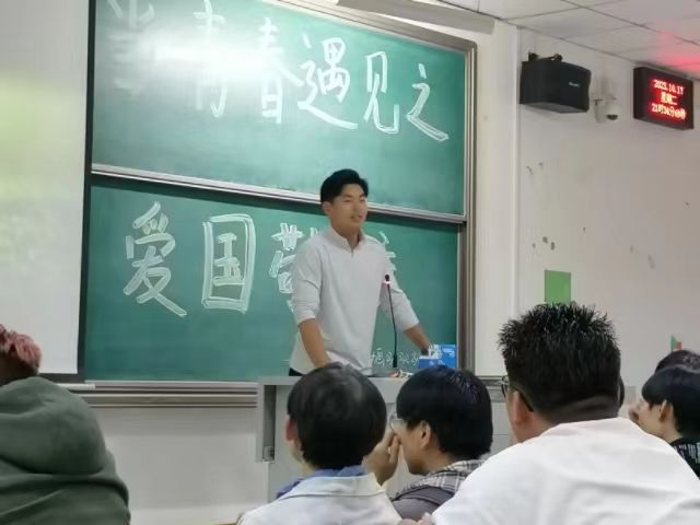 【辅导员说完满】莫忘初心 砥砺前行 艺术传媒学院 2023级辅导员说完满