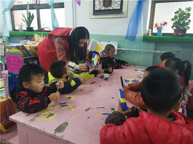 【公益服务】用爱呵护 启迪成长