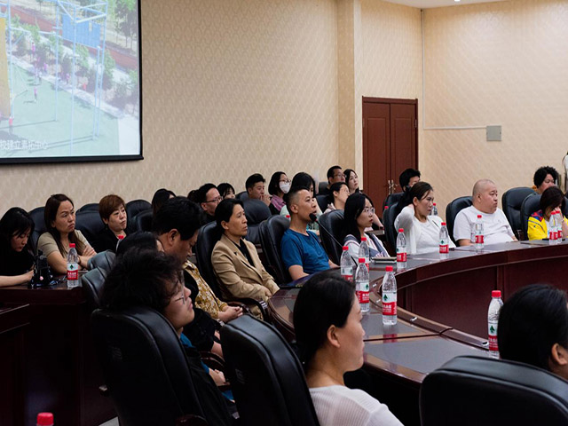 【院长座谈日】齐力促建设 同心筑未来——艺术传媒学院开展院长座谈日