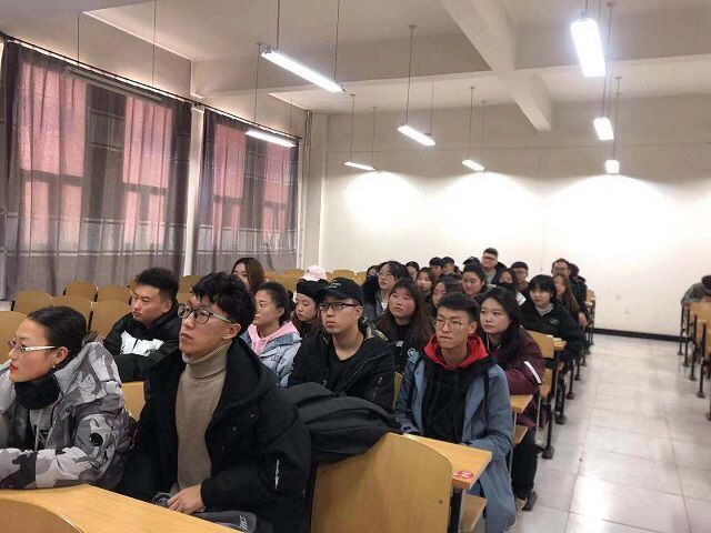 【学业导师】增学养 强基础——记产品与服装教研室本学期学业导师见面会