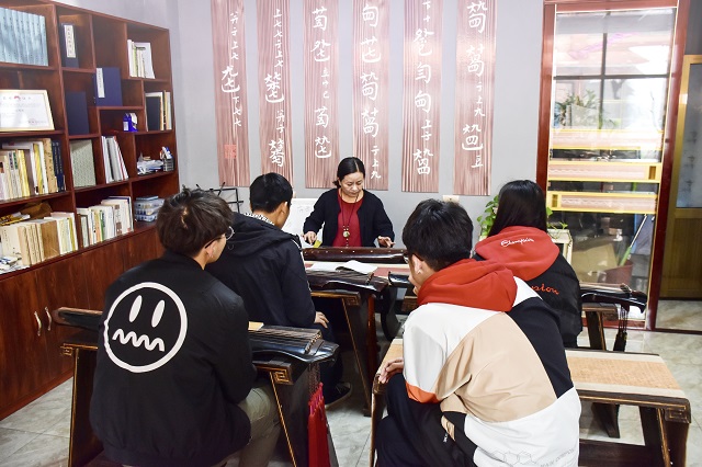【学长计划】探访栖云琴社：七弦如流水 博大复和平