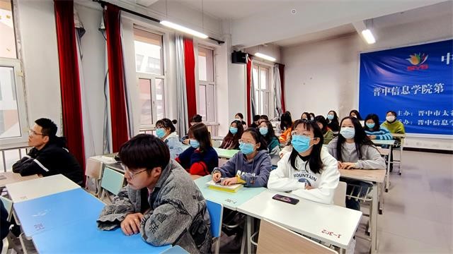 【完满班级】学百年党史 观红色电影