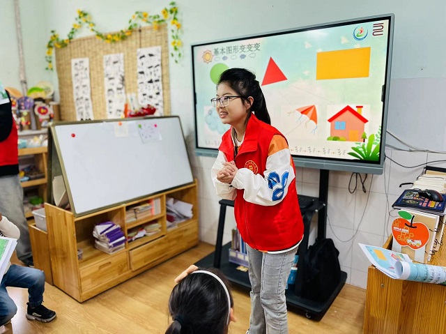 【志愿服务】春日暖童心 小教师护成长——艺术传媒学院“七彩故事会”儿童成长关爱行动