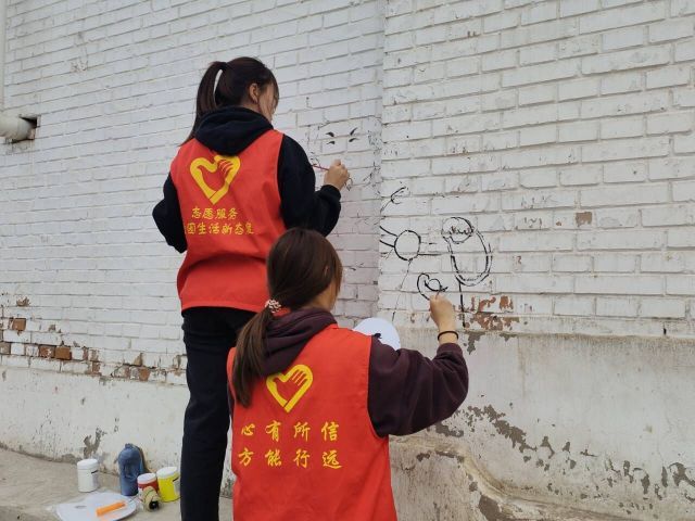 【志愿服务】携绘多彩乡村 传扬青春力量——艺术传媒学院“太平庄公益慰问”专项志愿服务队