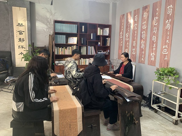 【双百计划】心悦静美 古琴韵味