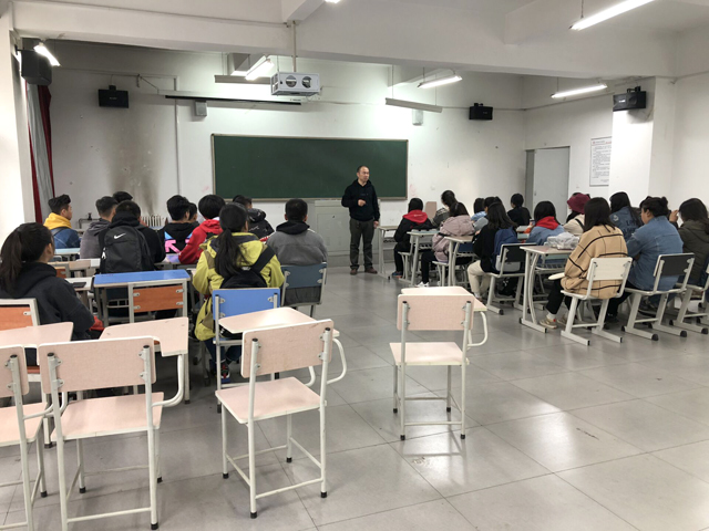 【学业导师】因材施教 注重成效——记艺术传媒学院5月学业导师见面会