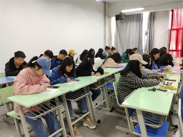 【完满班级】致信未来,展望梦想彼岸