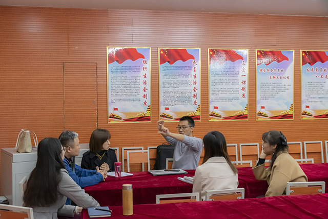 【交流指导】艺术传媒学院邀请校优秀青年教师来院开展教学竞赛培训讲座