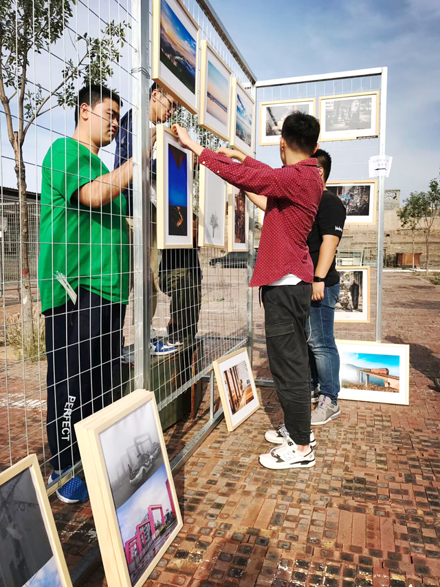 【竞赛成果】我校百幅摄影作品亮相2018平遥国际摄影大展