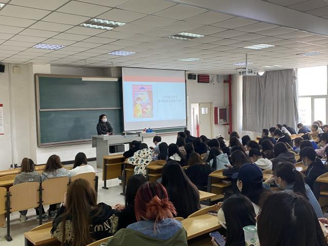 【基层活力提升】艺术传媒学院三月辅导员说完满活动集锦