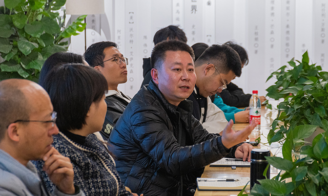 【期中座谈】倾听学生心声 助力学生成长——艺术传媒学院召开2023-2024学年第一学期期中座谈会